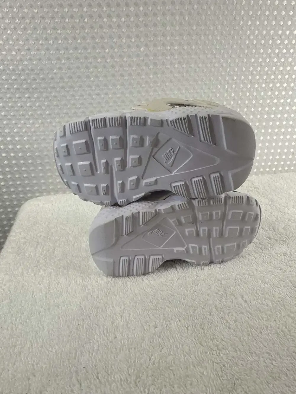 Nike Air Huarache Run (TD) Toddler White Sneakers